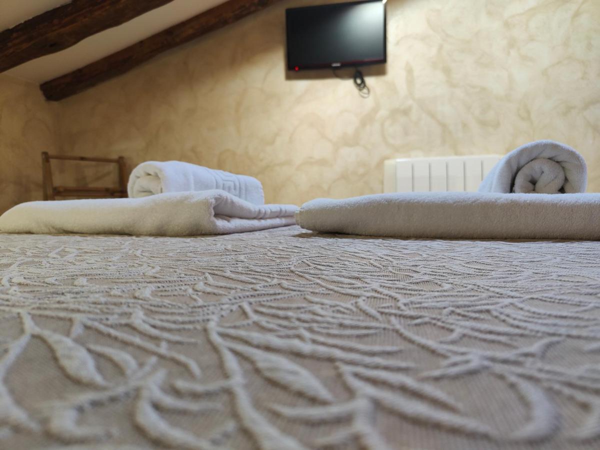 منزل الضيف Tabanera del Monte  في Casa Vieja Tabanera A 8 Min De Segoia المظهر الخارجي الصورة