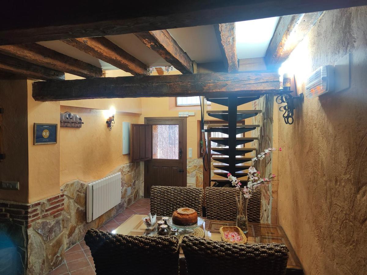 منزل الضيف Tabanera del Monte  في Casa Vieja Tabanera A 8 Min De Segoia المظهر الخارجي الصورة
