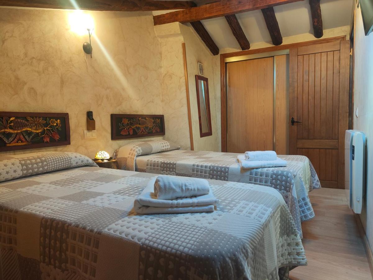 منزل الضيف Tabanera del Monte  في Casa Vieja Tabanera A 8 Min De Segoia المظهر الخارجي الصورة